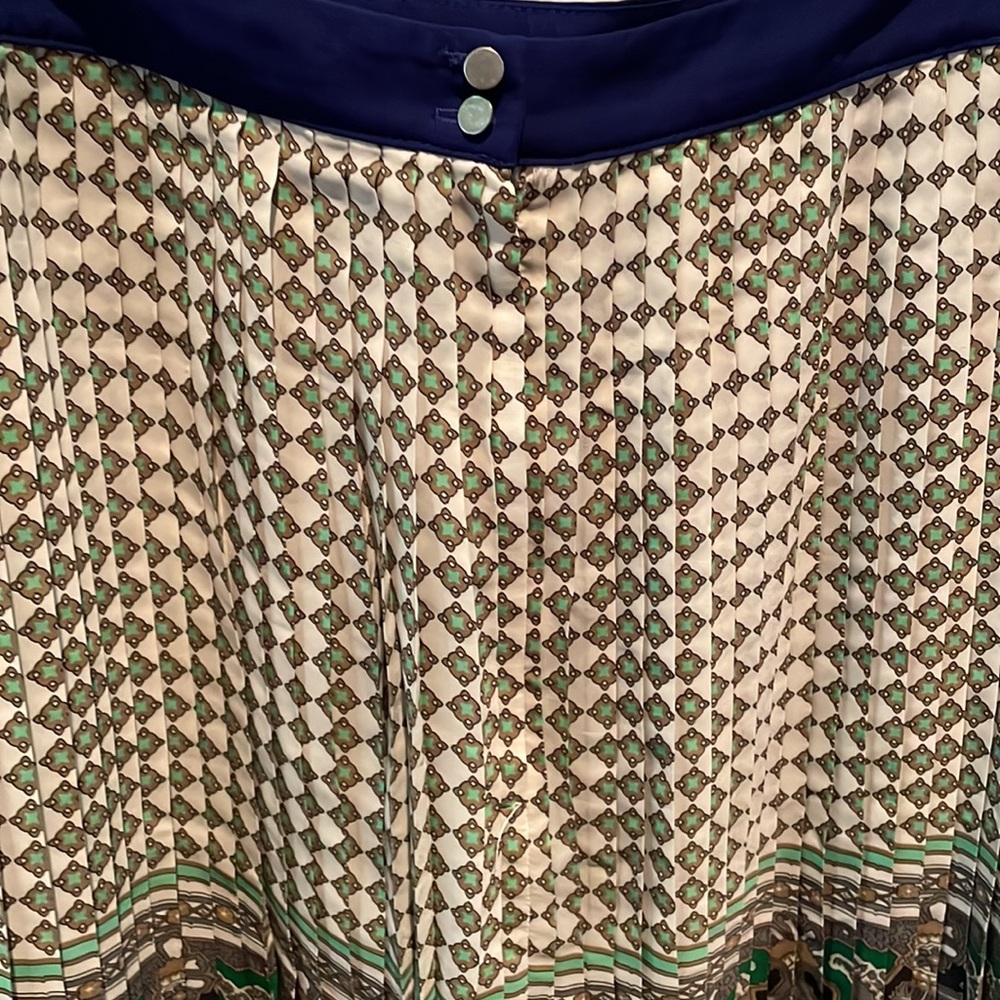 Zara Basic Pleated Mini Skirt - image 6